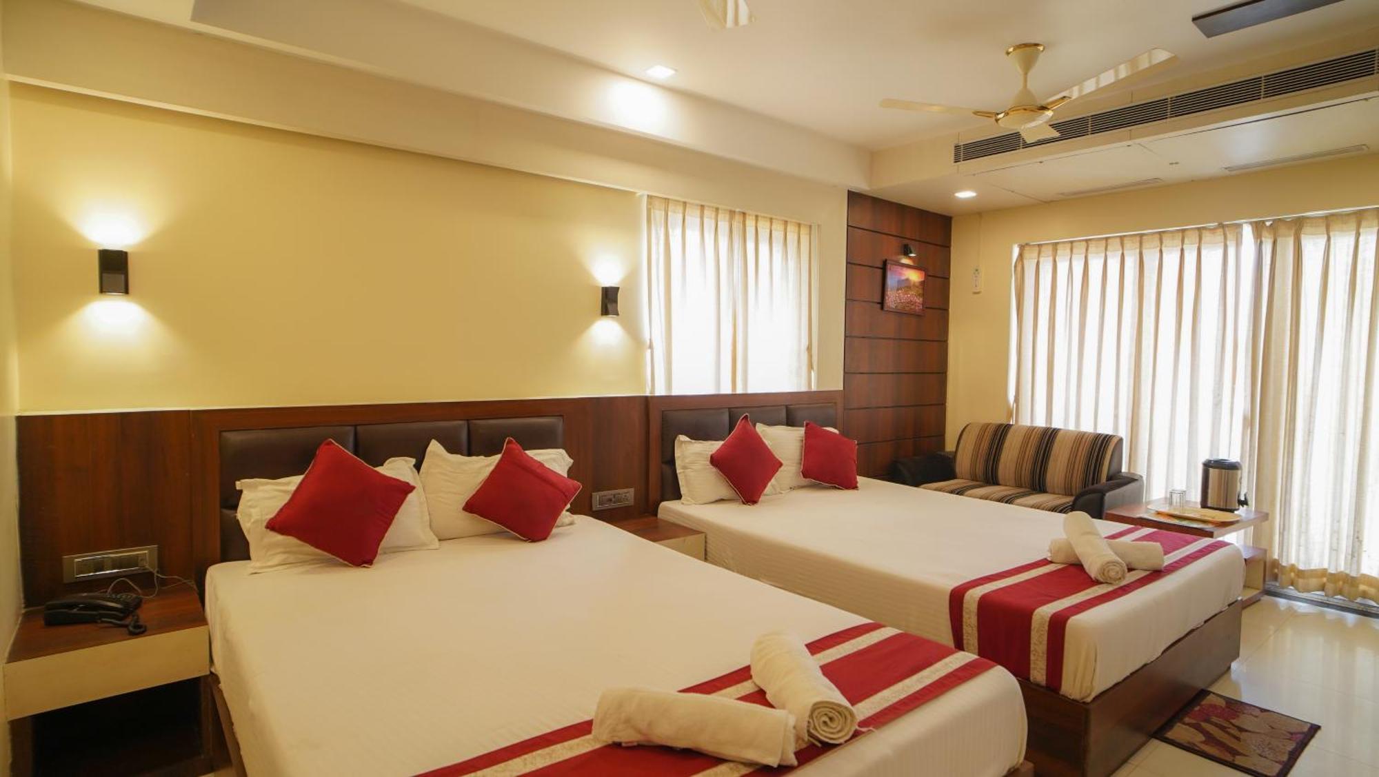Hotel Mayuri !! Couple Friendly Family Hotel !! Digha  Exterior photo