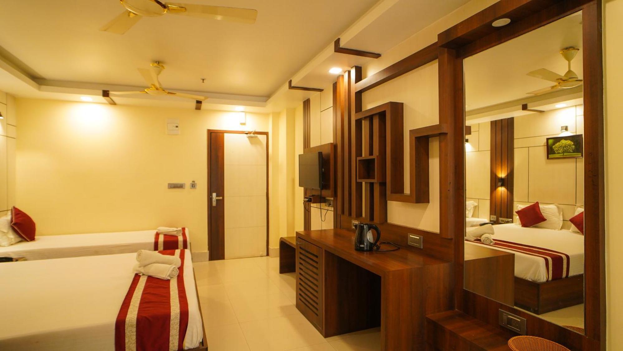 Hotel Mayuri !! Couple Friendly Family Hotel !! Digha  Exterior photo