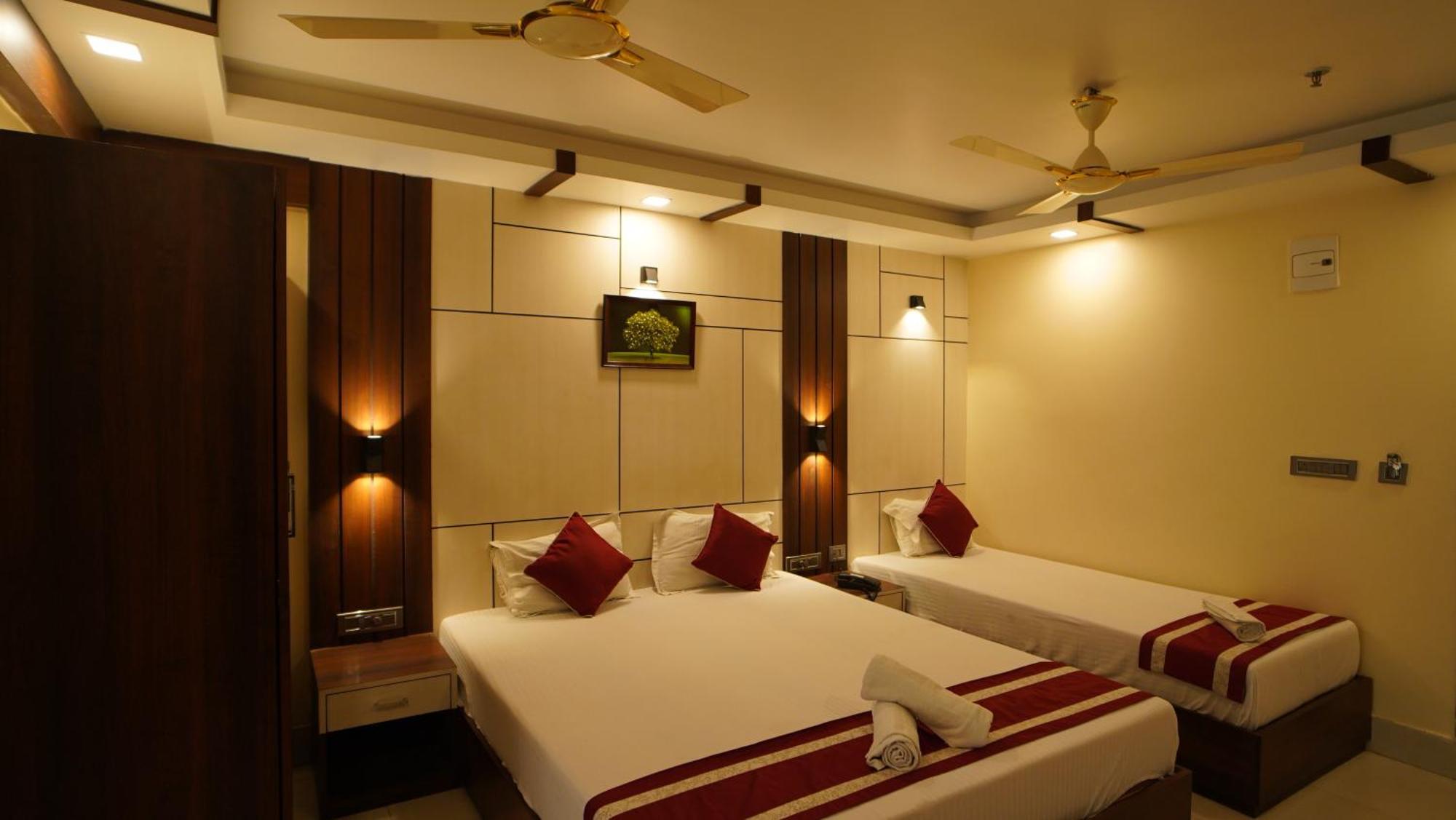 Hotel Mayuri !! Couple Friendly Family Hotel !! Digha  Exterior photo